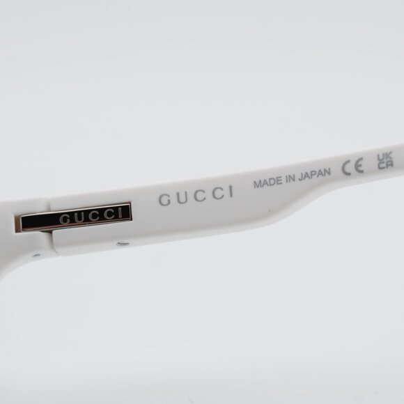 Gucci GG2018S 005 Sunglasses Matte Solid White Shield Frame, Grey Lenses